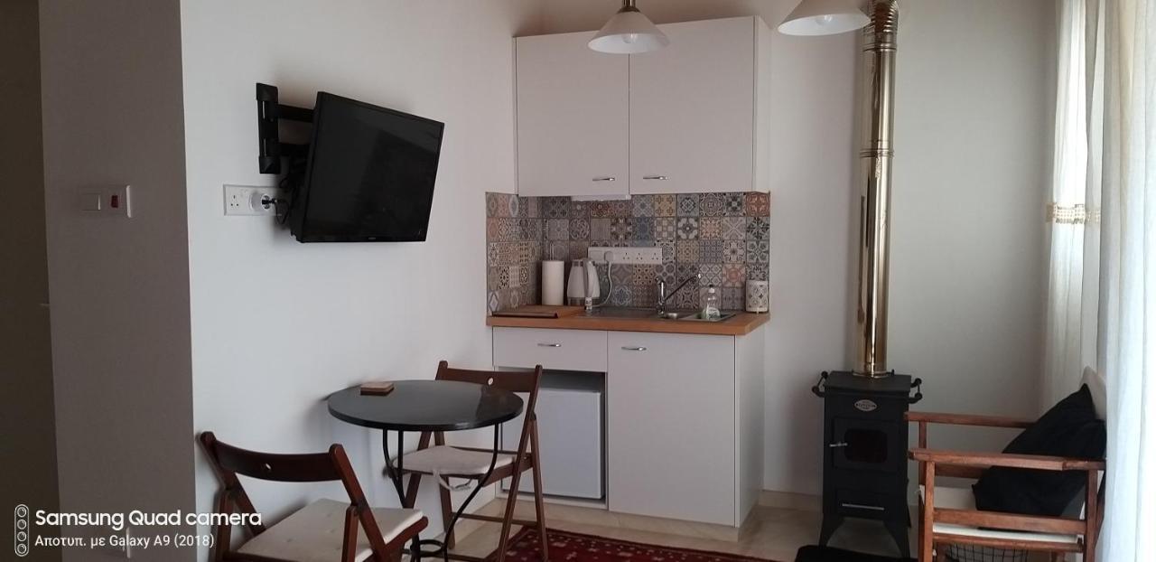 Ble Mavi - Studio For 2 (Adults Only) Omodos Exterior foto